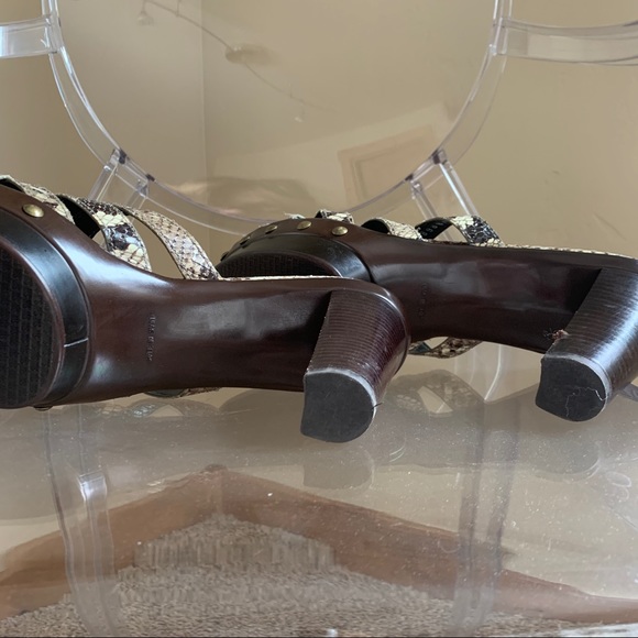 Stuart Weizman Snake print heels 8.5 - Picture 4 of 5